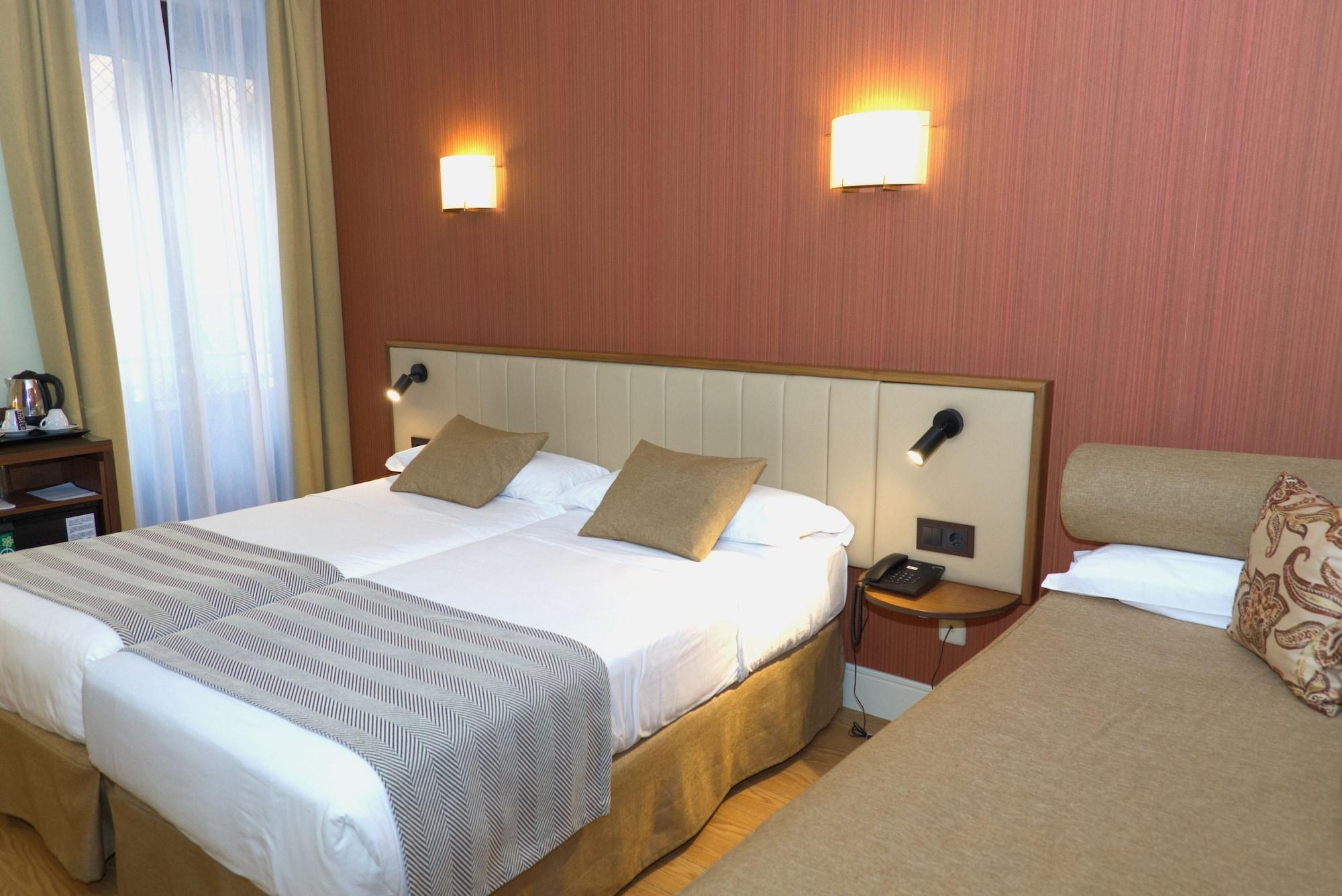 Hospedium Hotel Los Condes Madrid Bagian luar foto