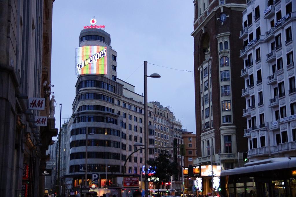 Hospedium Hotel Los Condes Madrid Bagian luar foto