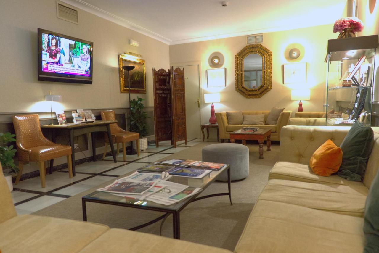 Hospedium Hotel Los Condes Madrid Bagian luar foto